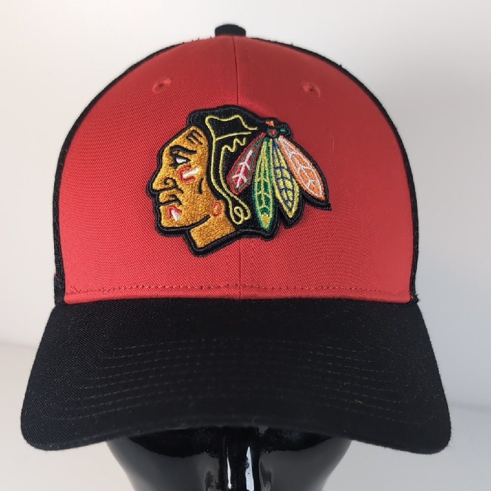 Chicago Blackhawks Adjustable Mesh Hat Like New!!!!